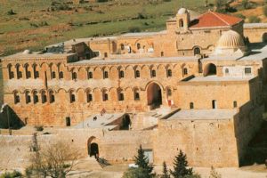 mardin deyrulzafaran manastırı