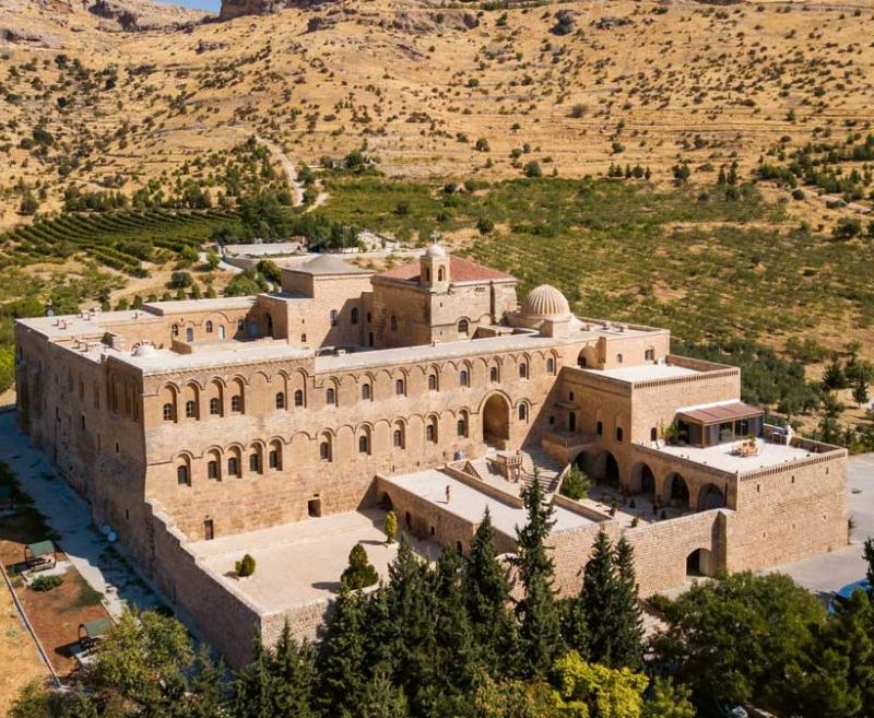 deyrulzafaran manastır