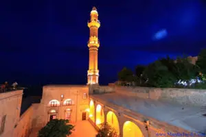 mardin şehidiye medresesi ve cami
