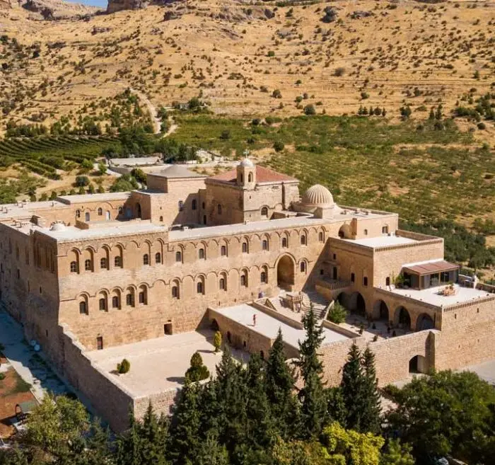 deyrulzafaran manastır